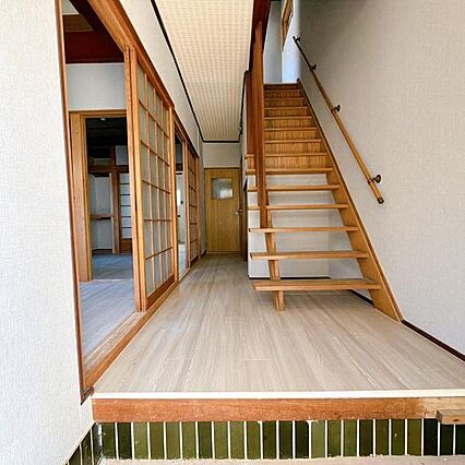 玄関・廊下部分...