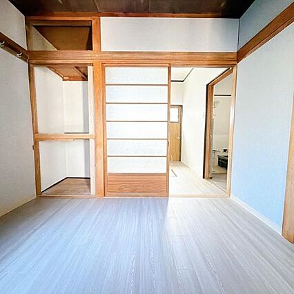 洋室のお部屋で...