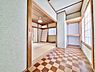 室内：画像加工により家具小物類を消去しています