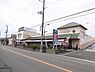 周辺：サンプラザ誉田店まで709m