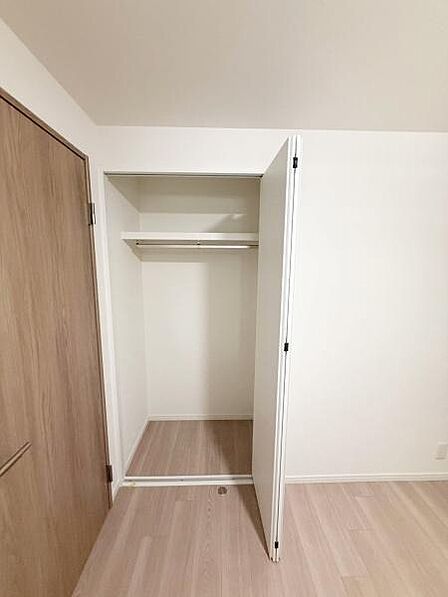 【収納】奥行のあるクローゼット付き