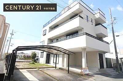外観:前面南向きで日当り良好!周辺環境良好で徒歩圏内でなんでも揃います! 外観:前面南向きで日当り良好!周辺環境良好で徒歩圏内でなんでも揃います!