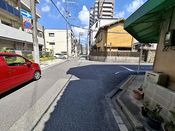 前面道路です。