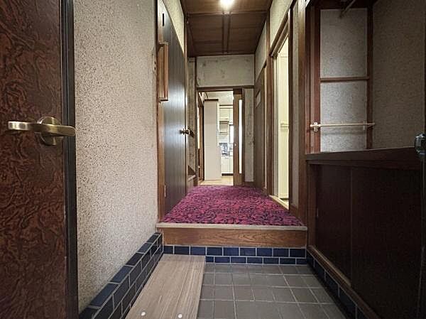 玄関