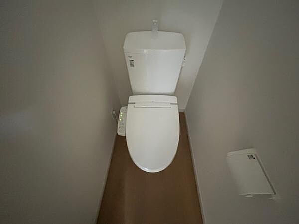 トイレを拡大表示