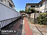 駐車場：3台駐車可能なカースペース