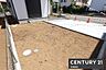 その他：【　庭　/　Garden　】ゆとりあるお庭はガーデニングや家庭菜園など楽しみが広がりますね！ウッドデッキを付ければ読書やお昼寝も楽しめます