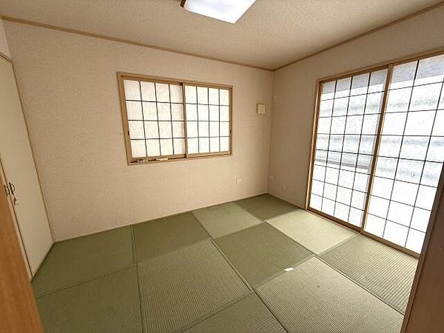 室内 八王子市弐分方町388-4