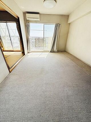 南向きの大きな...