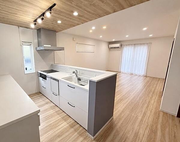 キッチンを拡大表示