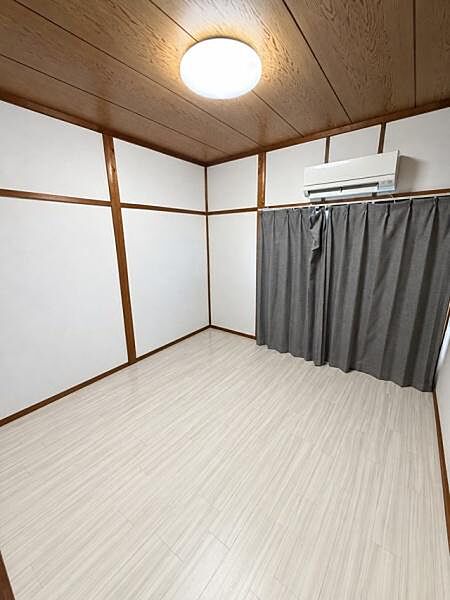 洋室を拡大表示