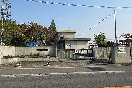 堺市立金岡北中学校まで780m