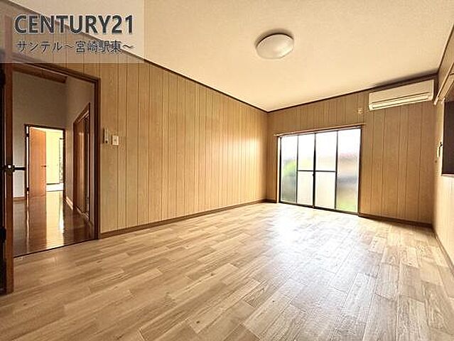 室内 宮崎市佐土原町下田島