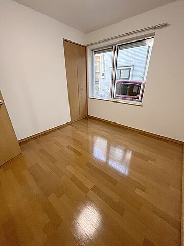 洋室 府中市日新町5丁目