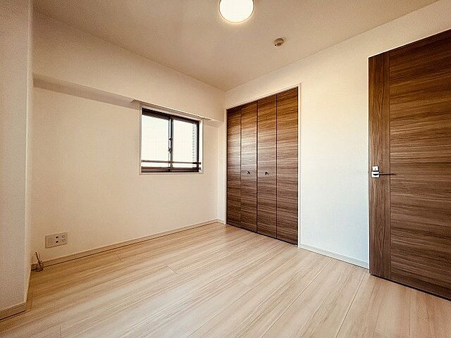 洋室 パレステージ中神 7階/-