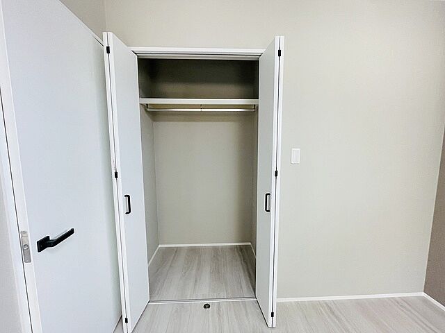 収納 日野市東豊田1丁目