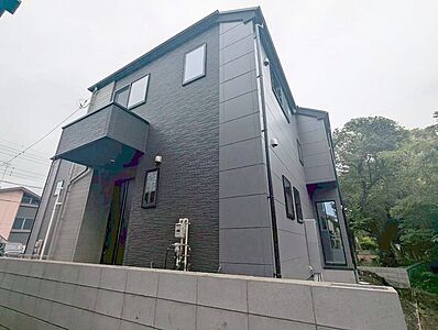 外観:建物が完成しましたので室内のご見学予約スタート。当日のご見学予約も大歓迎です。お気軽にご連絡ください。エステート白馬国分寺店は火曜水曜も営業しております。 外観:建物が完成しましたので室内のご見学予約スタート。当日のご見学予約も大歓迎です。お気軽にご連絡ください。エステート白馬国分寺店は火曜水曜も営業しております。
