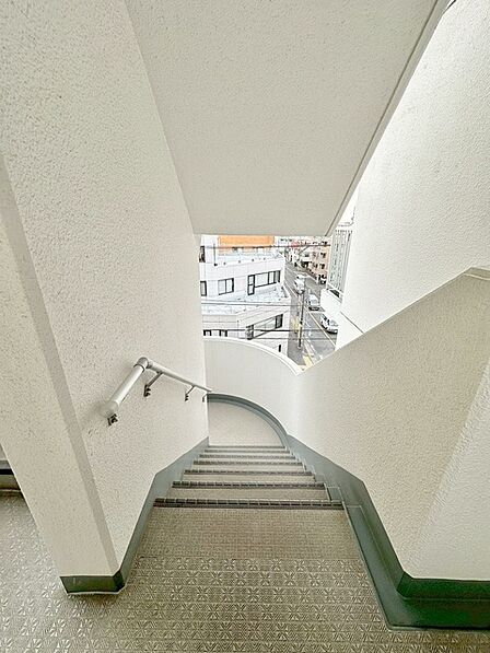 周辺のエリアで他にも沢山売りに出ている物件があります。インターネット掲載前の情報などもありますのでお気軽にお問合せください。まとめてご見学できます。