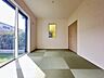 和室：和室がある間取り。畳の香りとともにどこか落ち着く空間です。 
