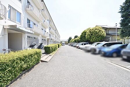 現地のご見学予約もスタートしました。周辺で売りに出ている物件も沢山御座います。まとめてご見学ができますのでお気軽にお申しつけください。