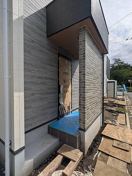 玄関を拡大表示