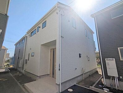外観:建物が完成しましたので室内のご見学予約スタート。当日のご見学予約も大歓迎です。お気軽にご連絡ください。エステート白馬国分寺店は火曜水曜も営業しております。 外観:建物が完成しましたので室内のご見学予約スタート。当日のご見学予約も大歓迎です。お気軽にご連絡ください。エステート白馬国分寺店は火曜水曜も営業しております。