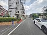 外観：周辺は住宅が建ち並ぶ閑静な住宅街です。 