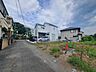 外観：安心して暮らすことのできる住宅街。　住宅地の道路は一般に交通量が少なく車などの騒音が少ないため、住民にとって静かな生活環境が提供されます。 