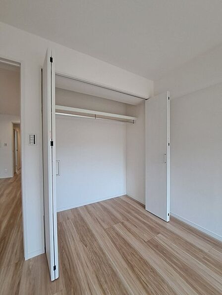 クローゼットなど収納も豊富なお家です。