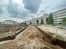 外観：周辺は住宅が建ち並ぶ閑静な住宅街です。 