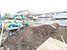 外観：建築条件なしの敷地。弊社グループ「白馬建設」にて建物プランをご提案できます。実際の陽当たりやサイズ感を現地でお確かめください。  