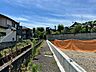 外観：現在建物を建築中です、建築中の物件については現地確認の他、同施工会社の完成施工例のご案内、担当者のプレゼンテーションにてご検討ください。適切なご検討の方法をご説明させて頂きます。 
