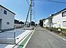 外観：安心して暮らすことのできる住宅街。　住宅地の道路は一般に交通量が少なく車などの騒音が少ないため、住民にとって静かな生活環境が提供されます。 