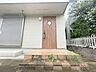玄関：現地のご見学予約もスタートしました。 