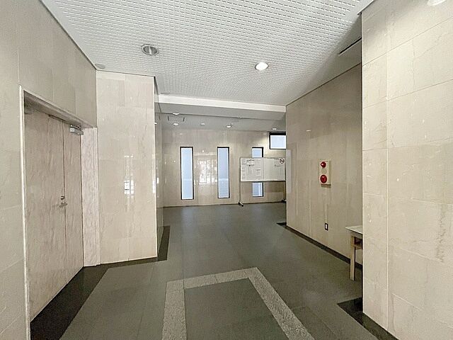 エントランス ステーションプラザ高幡不動 6階/-