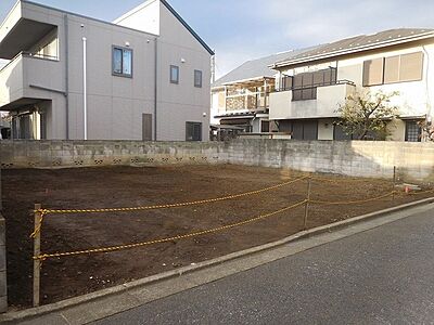 外観：現地のご見学予約もスタートしました。周辺で売りに出ている物件も沢山御座います。まとめてご見学ができますのでお気軽にお申しつけください。 