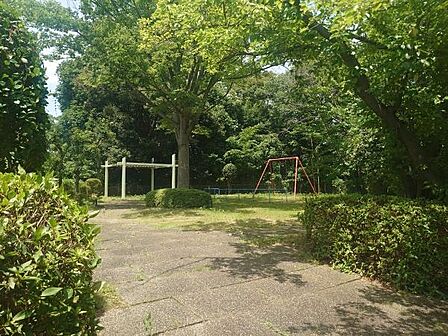 敷地内に公園あり☆小さなお子様の子育て世帯にうれしい敷地内公園♪