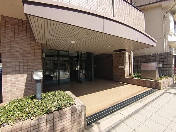 エントランスを拡大表示