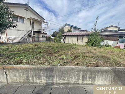 外観:リビングや趣味のお部屋やなども設けることができるます。外構も自由に設計できるため、ペット飼育やガーデニングを楽しみたい方にもオススメです。 外観:リビングや趣味のお部屋やなども設けることができるます。外構も自由に設計できるため、ペット飼育やガーデニングを楽しみたい方にもオススメです。