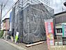 その他：建物の骨組みとなる木材を設置し基本的な構造を組み立てています。これにより建物の強度や耐震性を確保します。