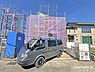 その他：並列3台駐車可能なカースペース付き。前面道路は幅員約6ｍあり、車のすれ違いもスムーズです。