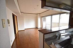 シャトー石山 5階3LDKのリビング/ダイニング