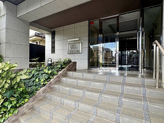 エントランス ライオンズガーデン相模大野 1階/-