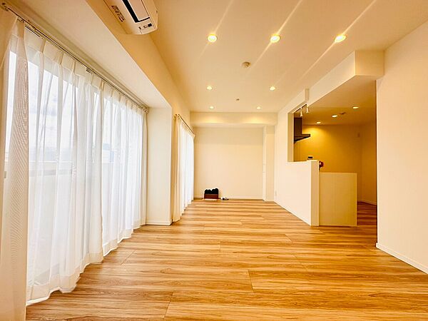 リビング/ダイニングを拡大表示