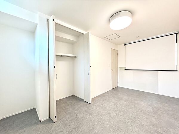 洋室を拡大表示