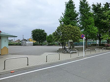 淡雪公園 距離約290m