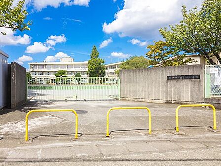 町田市立南第一小学校まで約550m