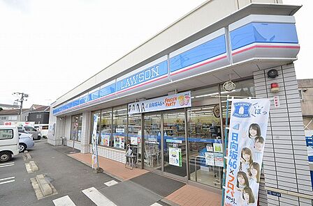 ローソン　大和中央林間西二丁目店　距離約180m