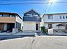 外観：前面道路に面した2階建て住宅の外観