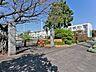 周辺：八王子市立元八王子小学校　距離約1000m